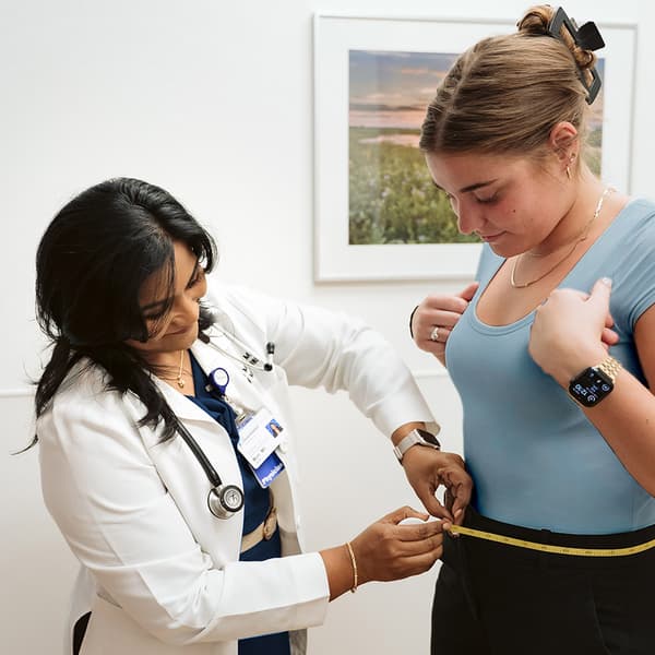 Dr. Monika Moni